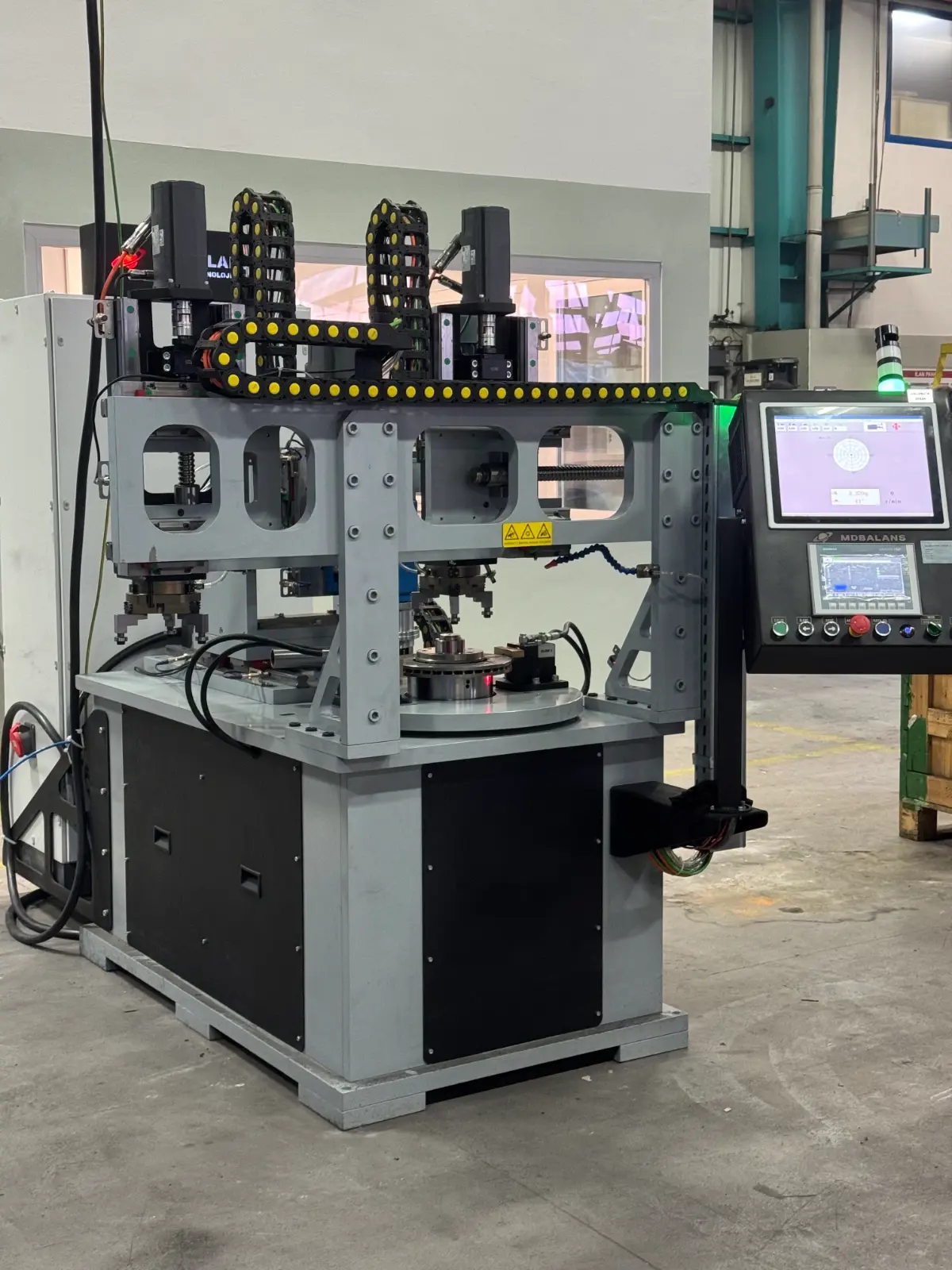 MD100-DFO / Otomatik Fren Diski Balans Makinesi